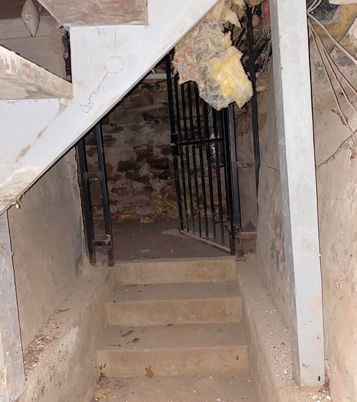 Odd Finds In Old Houses (20 pics)