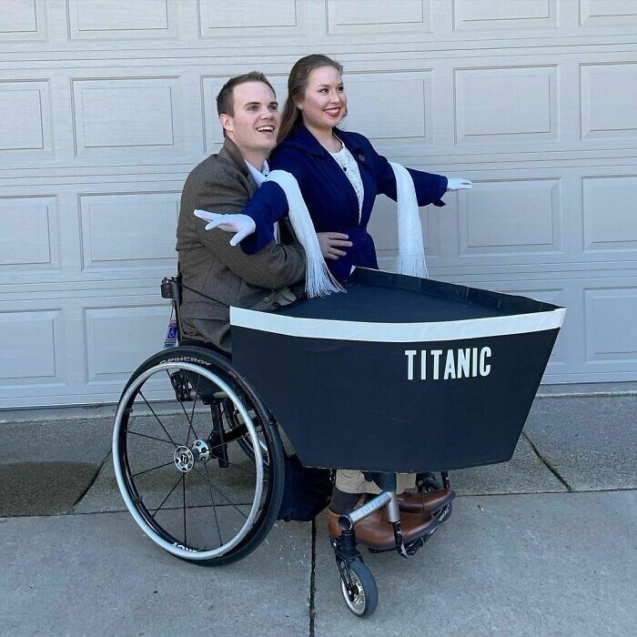 Halloween Costumes For People With Disabilities (23 pics)
