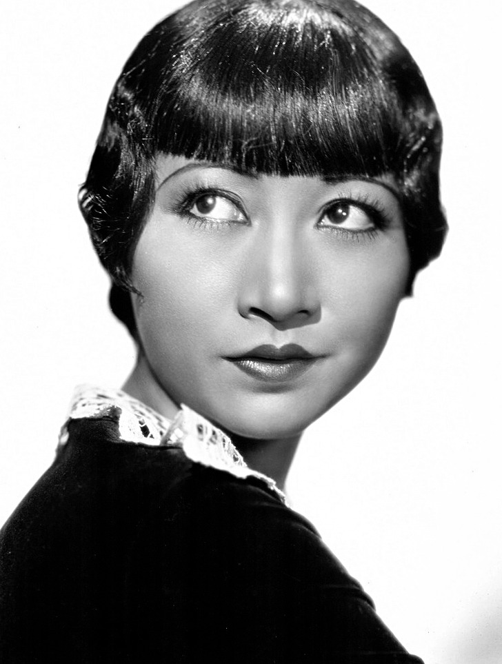 Beautiful Photos Of Girls From The Past (18 pics)
