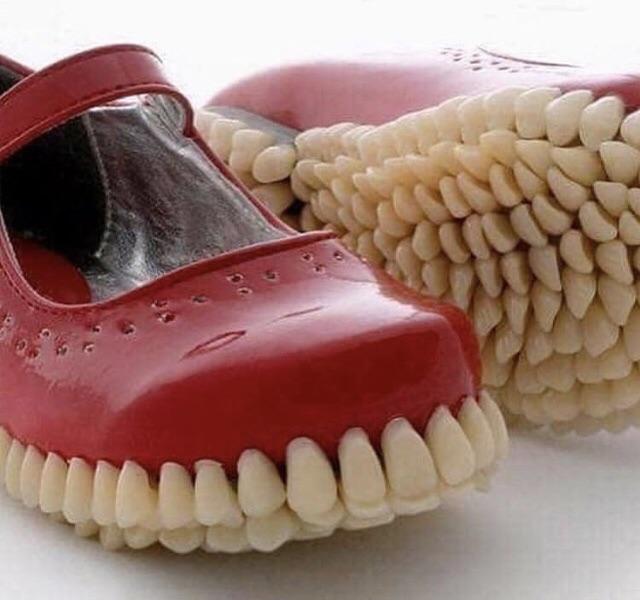 Very Strange Shoes (15 pics)