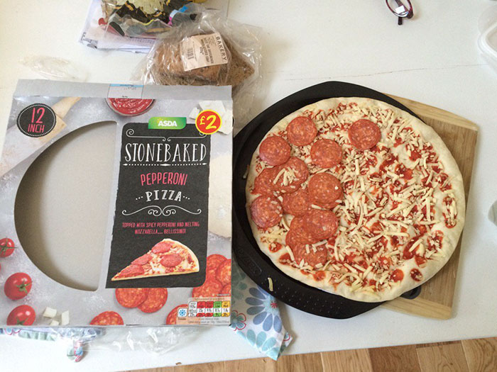 Packing Against Goods (15 pics)