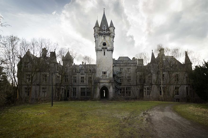Beautiful Abandoned Places (19 pics)