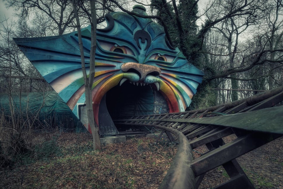 Awesome Abandoned Places (38 pics)