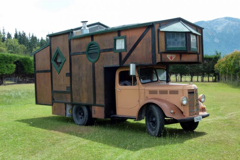 Vintage Motorhomes From The Past (25 pics)