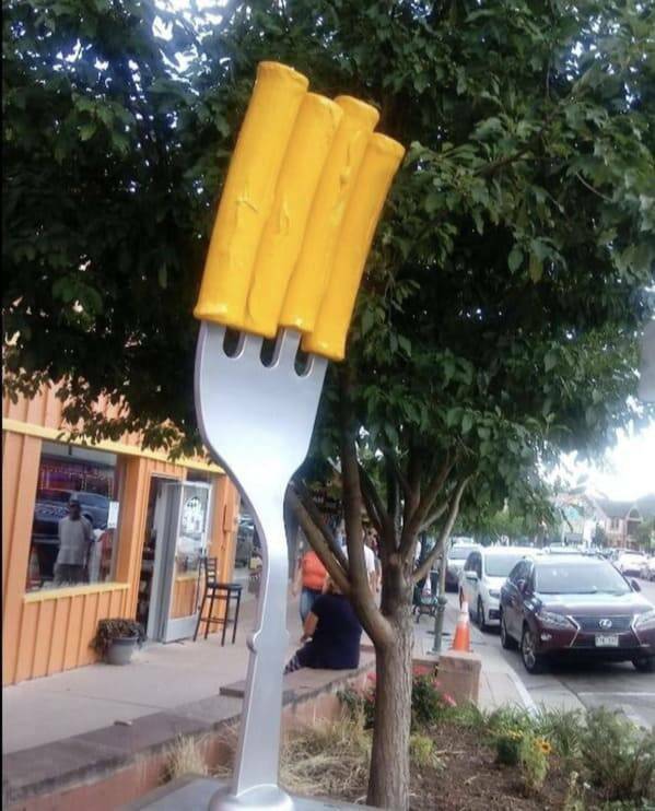 Unusual Sculptures (23 pics)