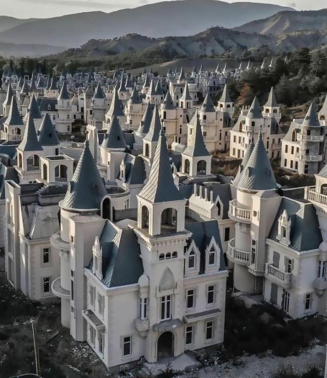 Unusual Buildings (21 pics)