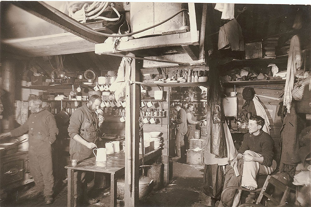 Rare Photos: First Australian Antarctic Expedition (29 pics)