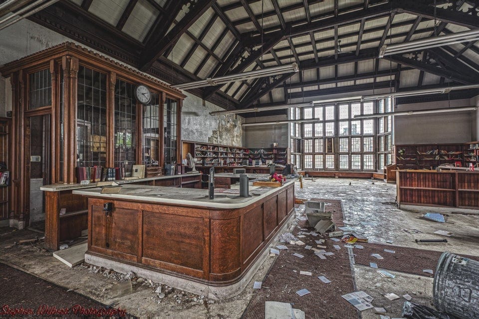 Amazing Abandoned Places (19 pics)