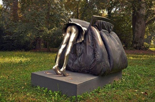 Unusual Sculptures (15 pics)