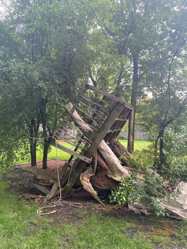 Bad Days Happen (17 pics)