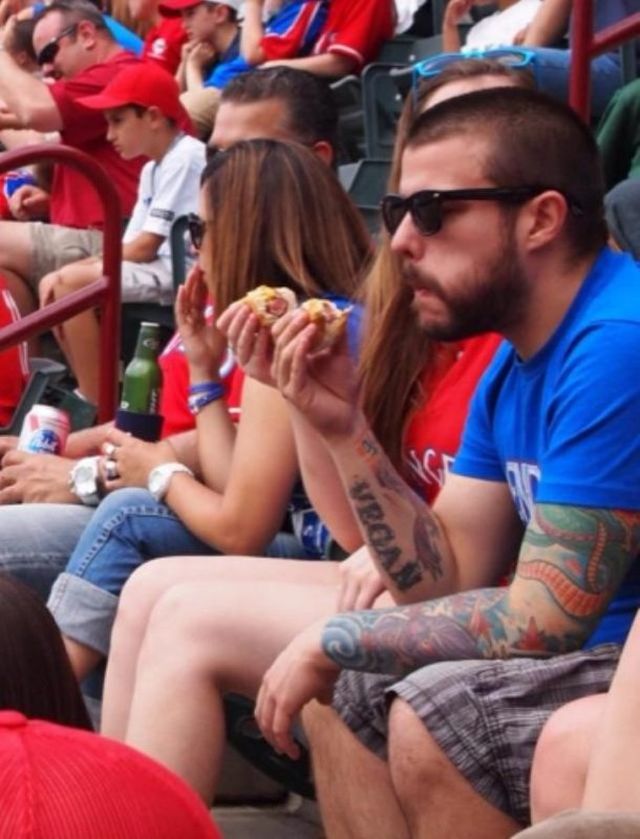 Odd Situations (15 pics)