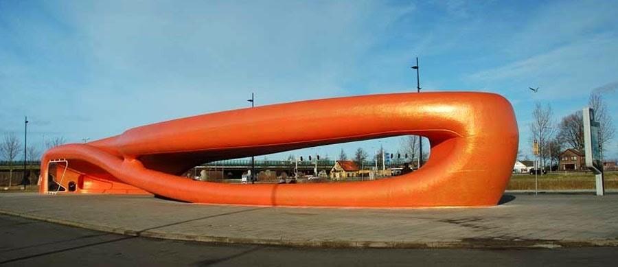 Unusual Bus Stops (29 pics)