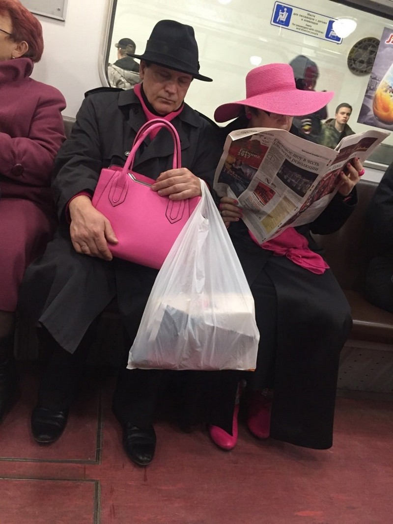 Strange People In The Subway (27 pics)