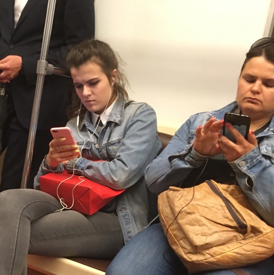 Strange People In The Subway (27 pics)