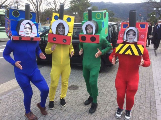 Funny Prom Costumes From Japan (33 pics)