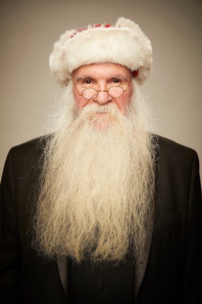 Men With Unusual Mustaches And Beards (27 pics)