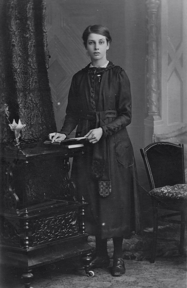 Beautiful Women Photos From The Past (20 pics)