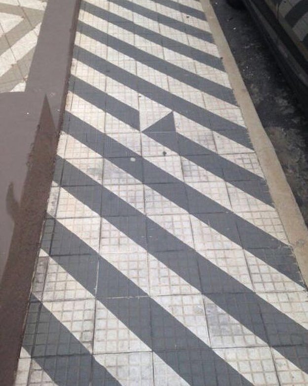 Hell For Perfectionists (22 pics)