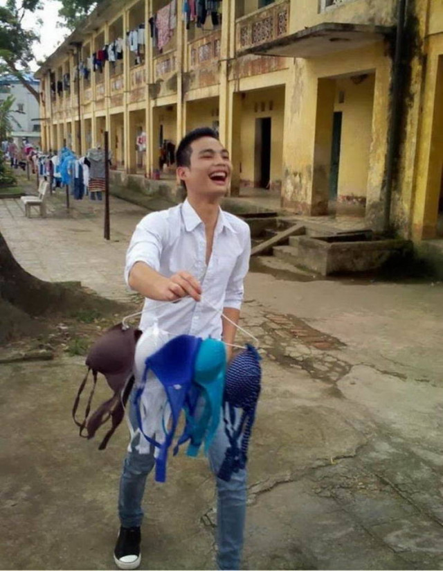 Strange Photos From Asian Countries (19 pics)