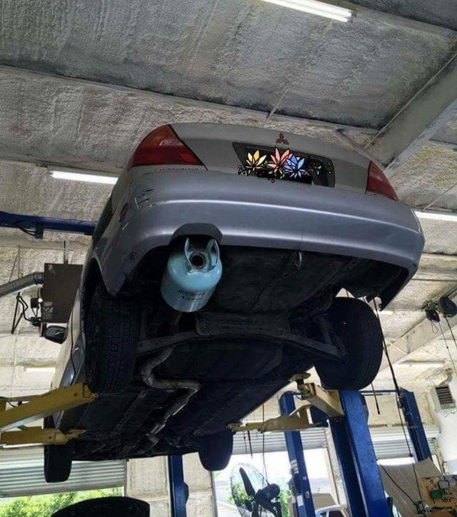 Crazy Cars (16 pics)
