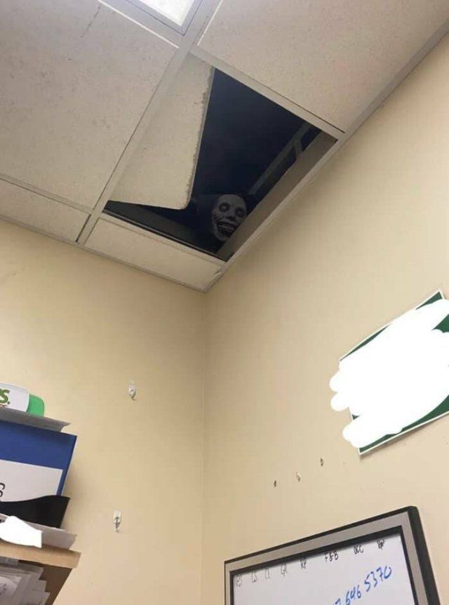 Funny Pranks From Colleagues (22 pics)