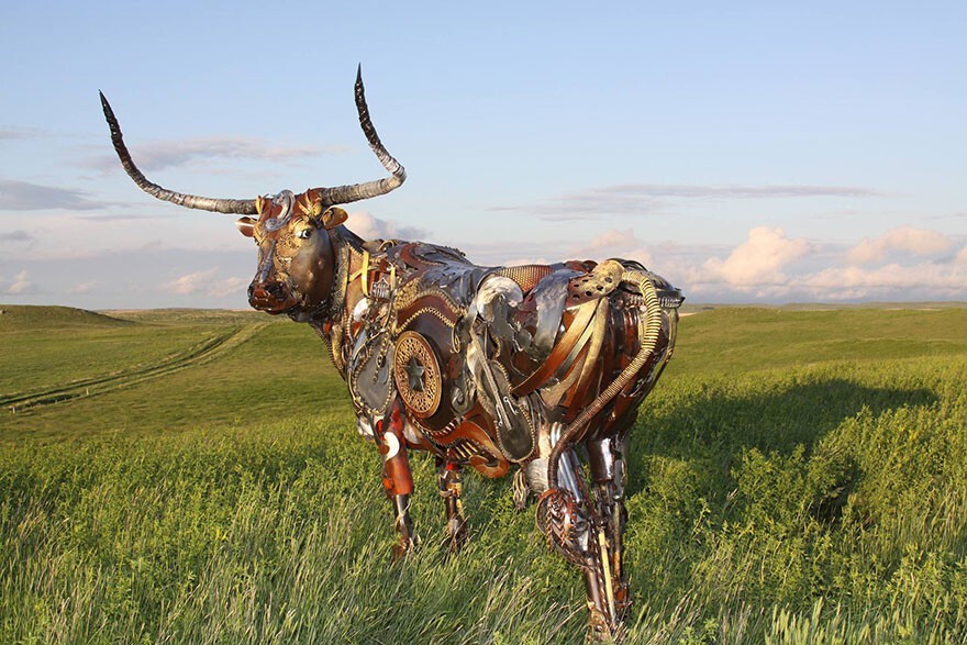 Cool Metal Sculptures (18 pics)