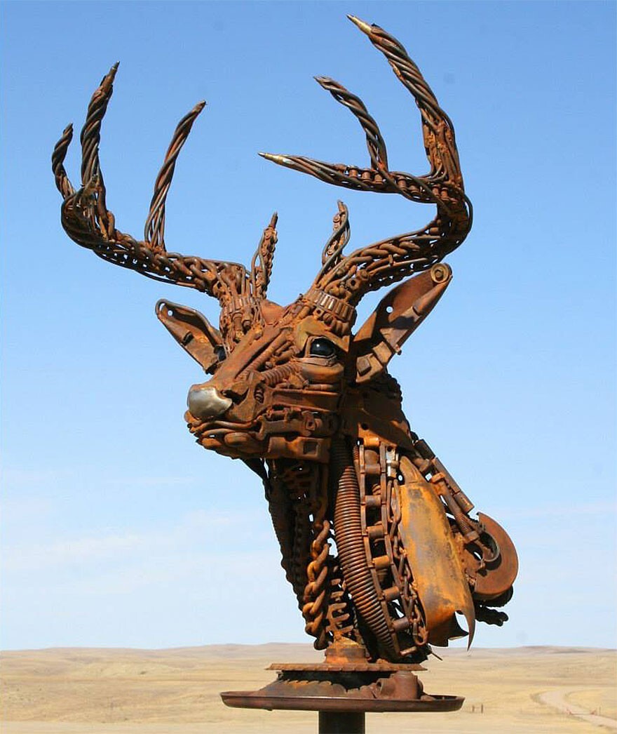 Cool Metal Sculptures (18 pics)