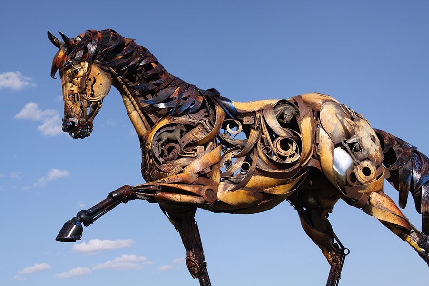 Cool Metal Sculptures (18 pics)