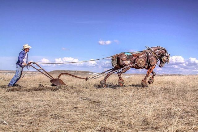 Cool Metal Sculptures (18 pics)