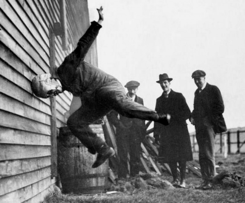 Right Moment: Photos From The Past (11 pics)