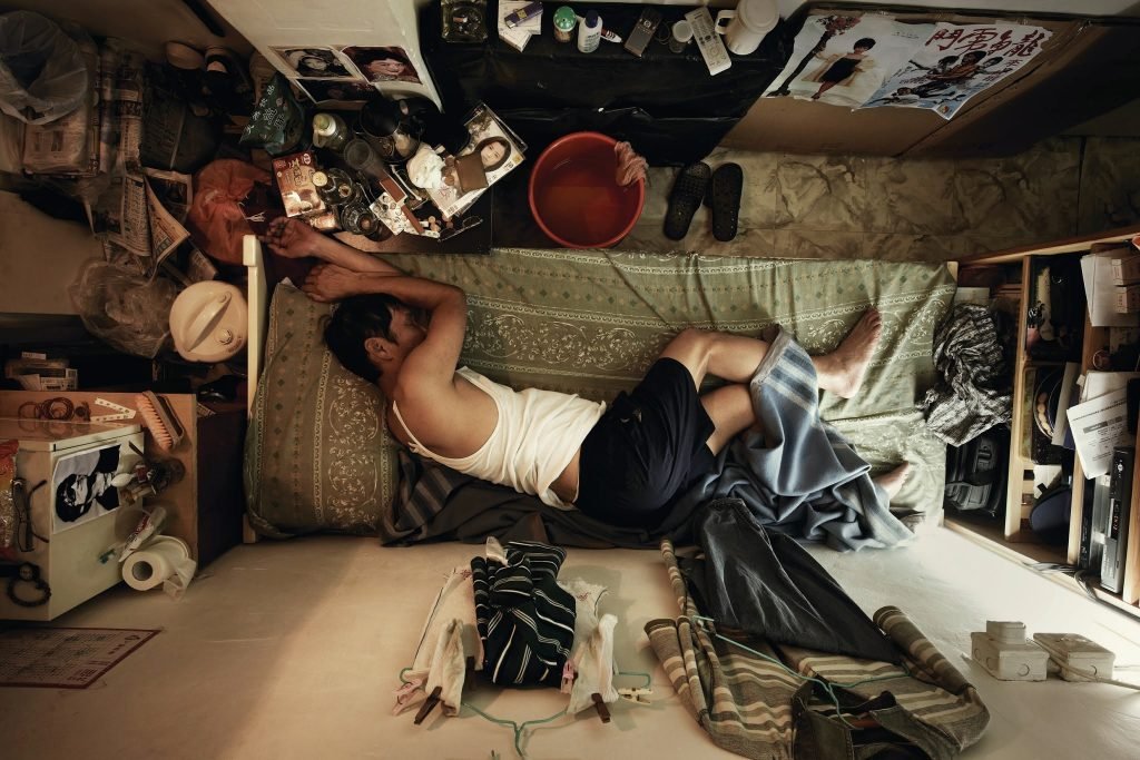 Very Small Apartments In China (15 pics)