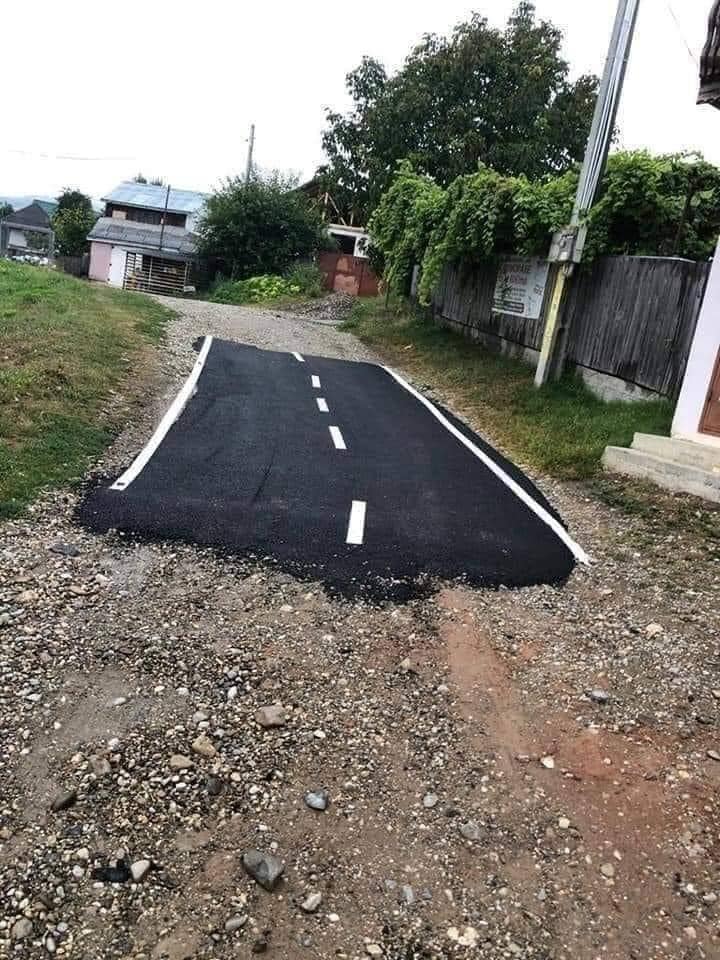 Terrible Road Repair (18 pics)