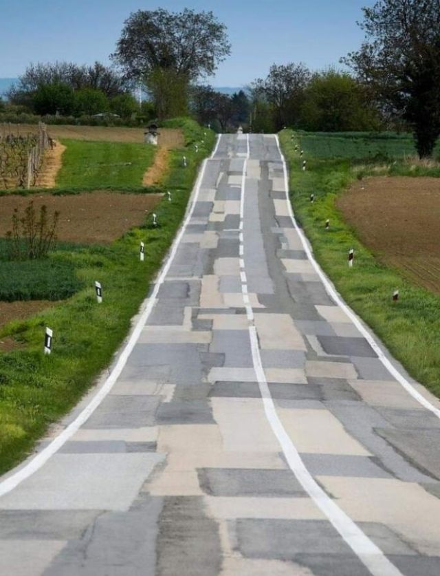 Terrible Road Repair (18 pics)