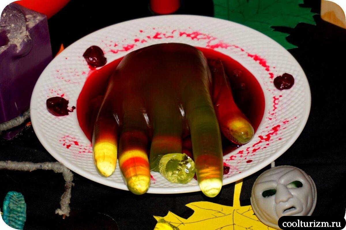 Odd Food Serving (23 pics)