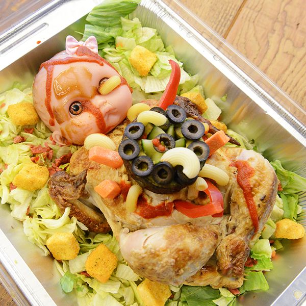 Odd Food Serving (23 pics)