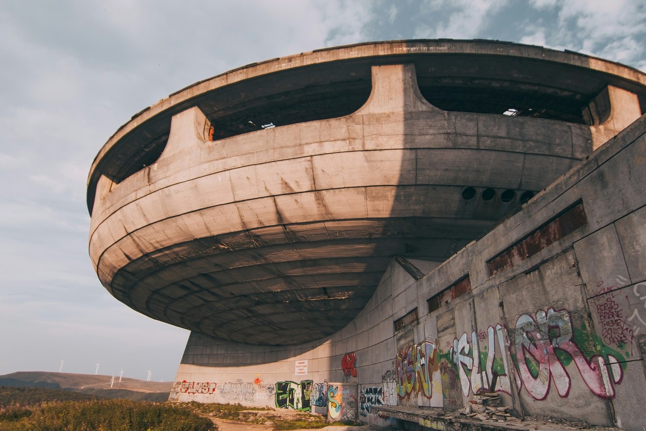 Awesome Abandoned Places (23 pics)