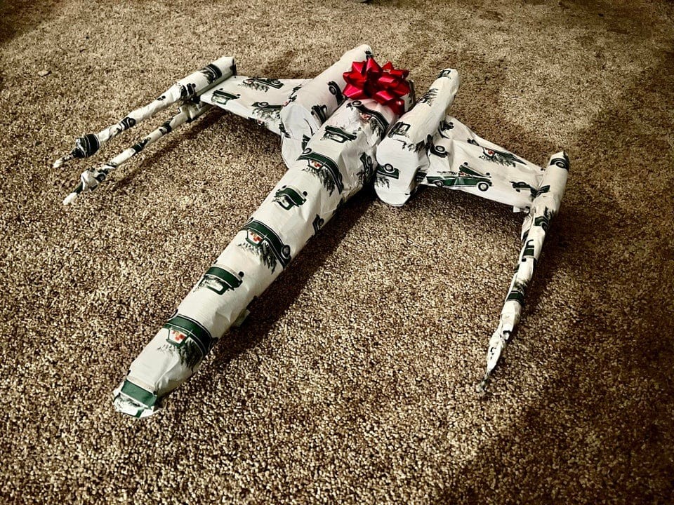 Funny Gift Wrapping (15 pics)