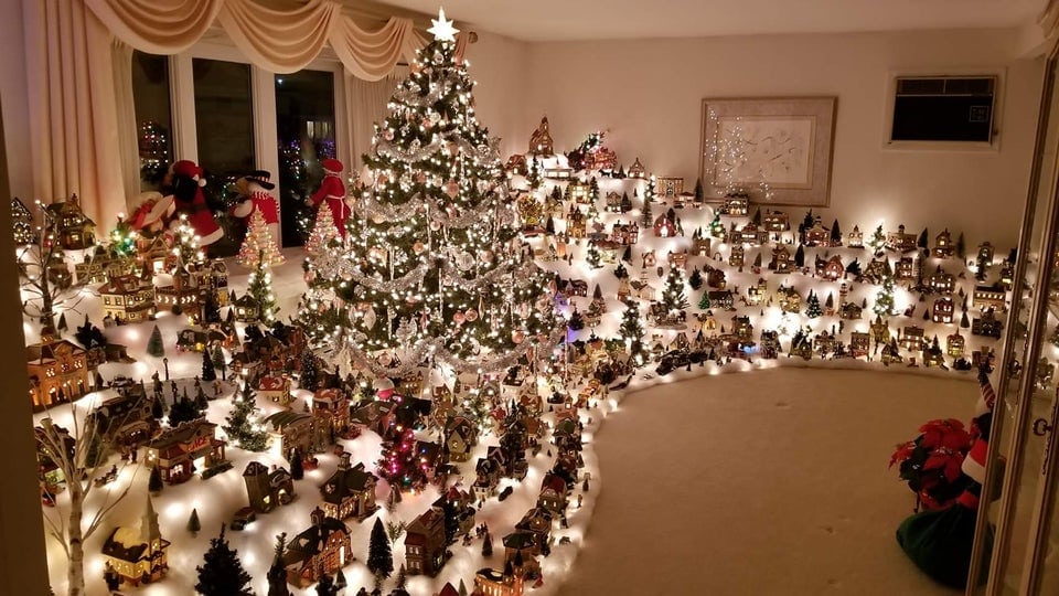 Fancy Christmas Trees (18 pics)