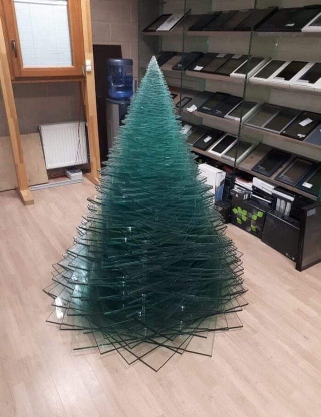 Fancy Christmas Trees (18 pics)