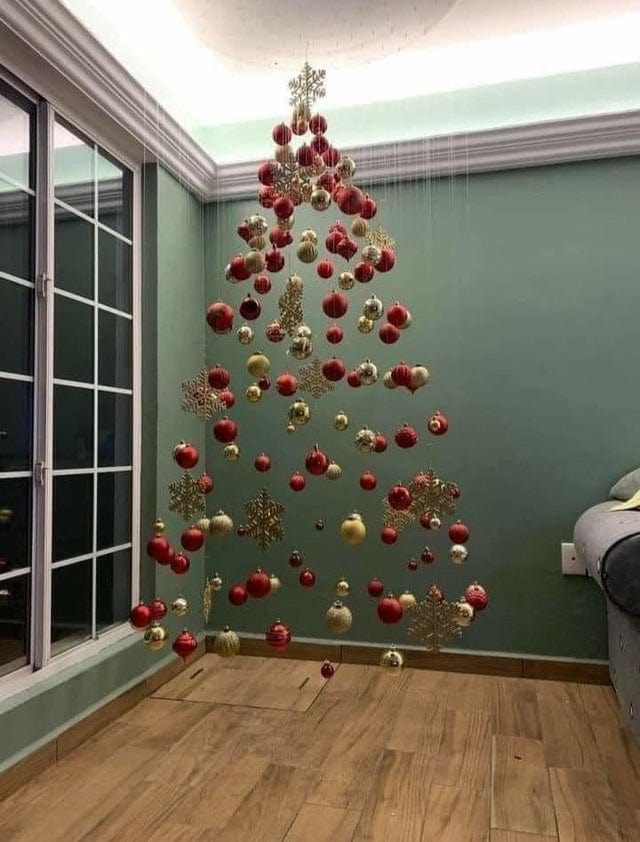 Fancy Christmas Trees (18 pics)