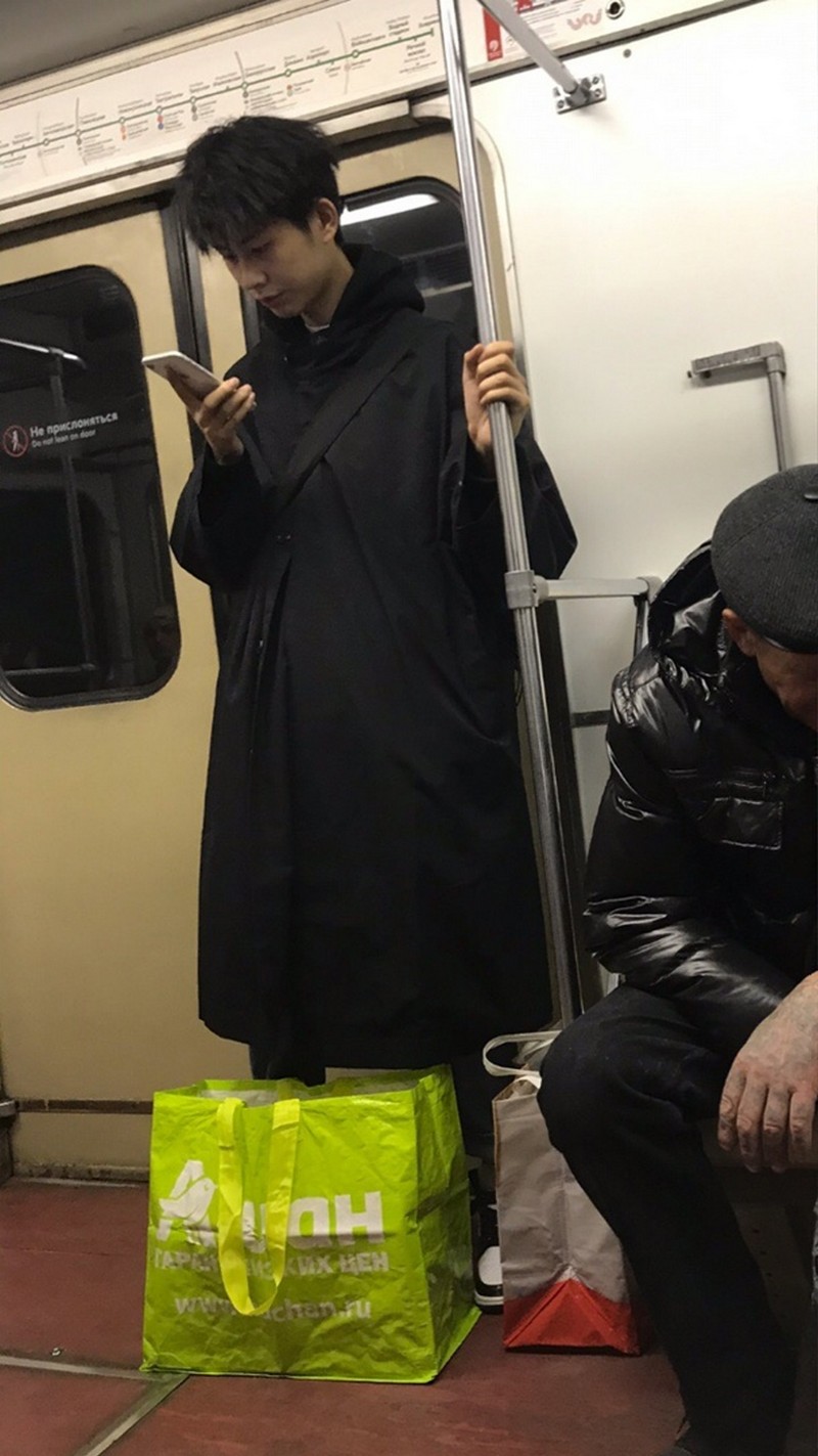 Strange People In The Subway (20 pics)