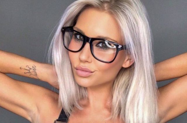 Braless Girls (58 pics)