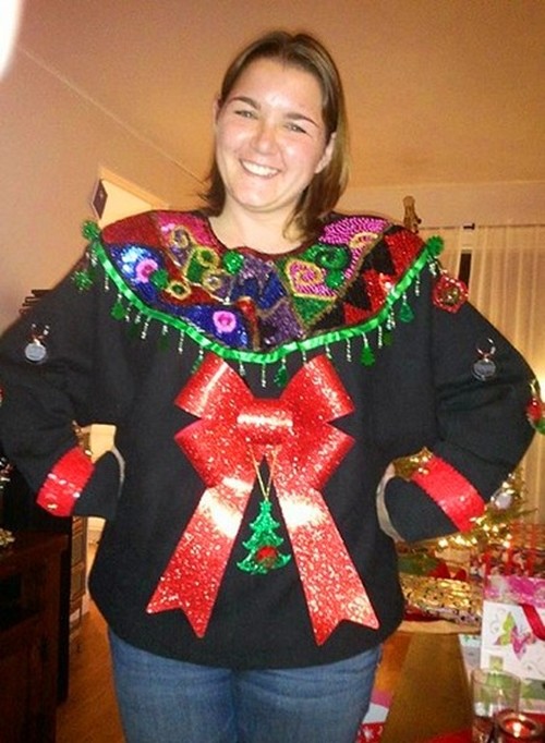 Funny Christmas Outfits (27 pics)