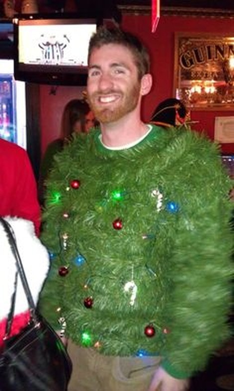 Funny Christmas Outfits (27 pics)