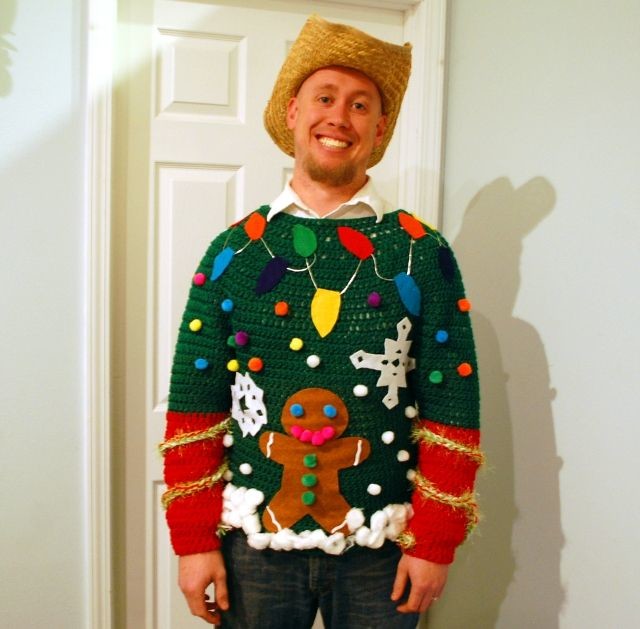 Funny Christmas Outfits (27 pics)