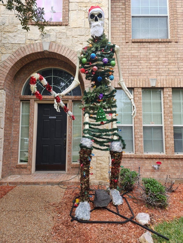 Christmas Decorations (14 pics)