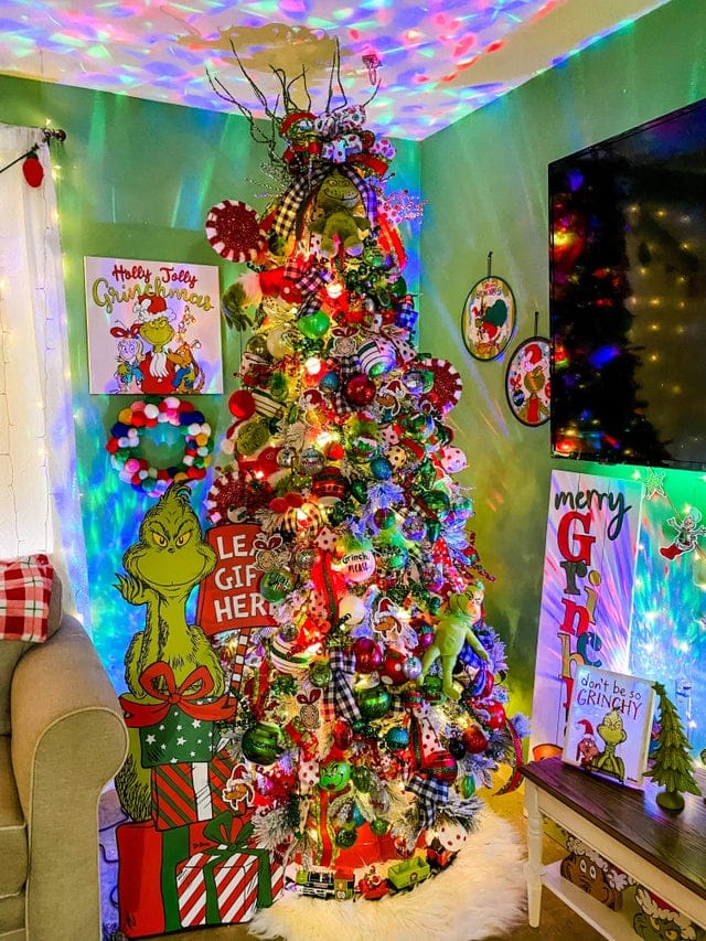 Christmas Decorations (14 pics)