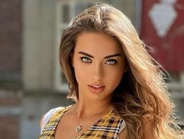 Beauty Girls (28 pics)