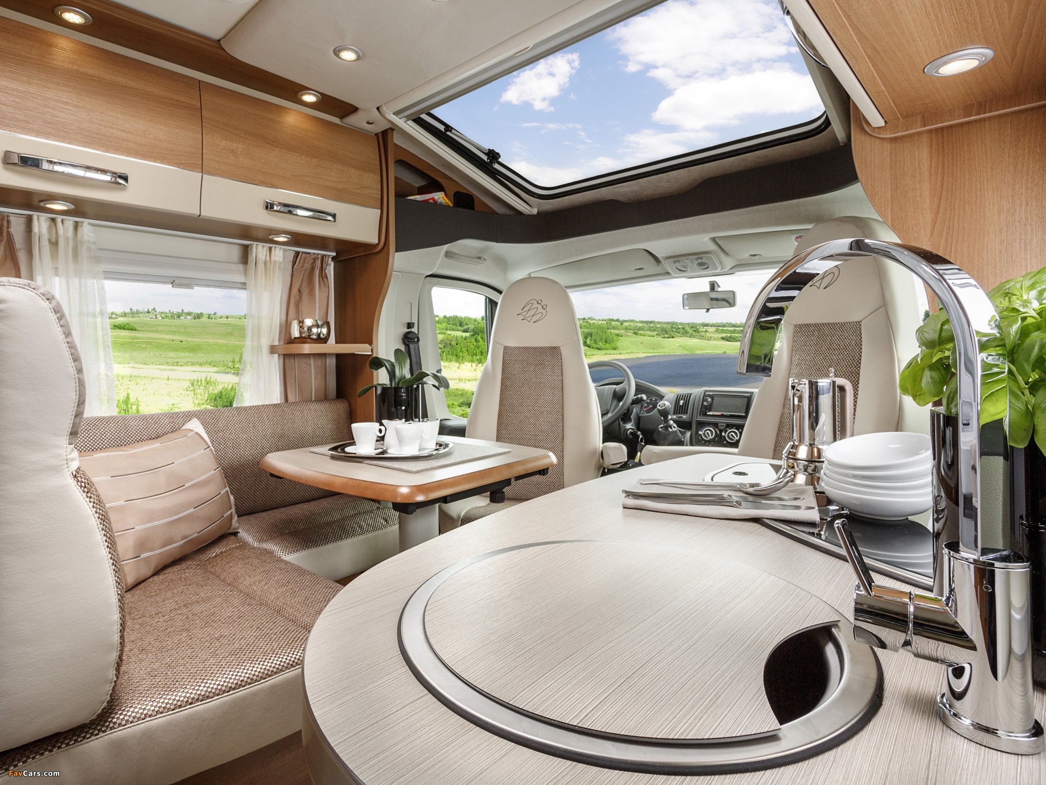 Amazing Motorhomes (20 pics)