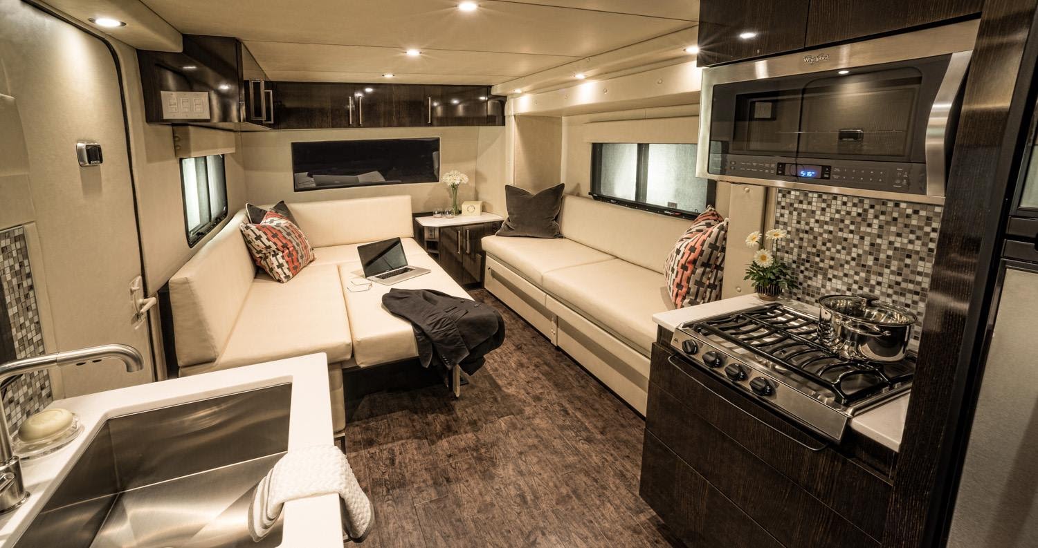 Amazing Motorhomes (20 pics)